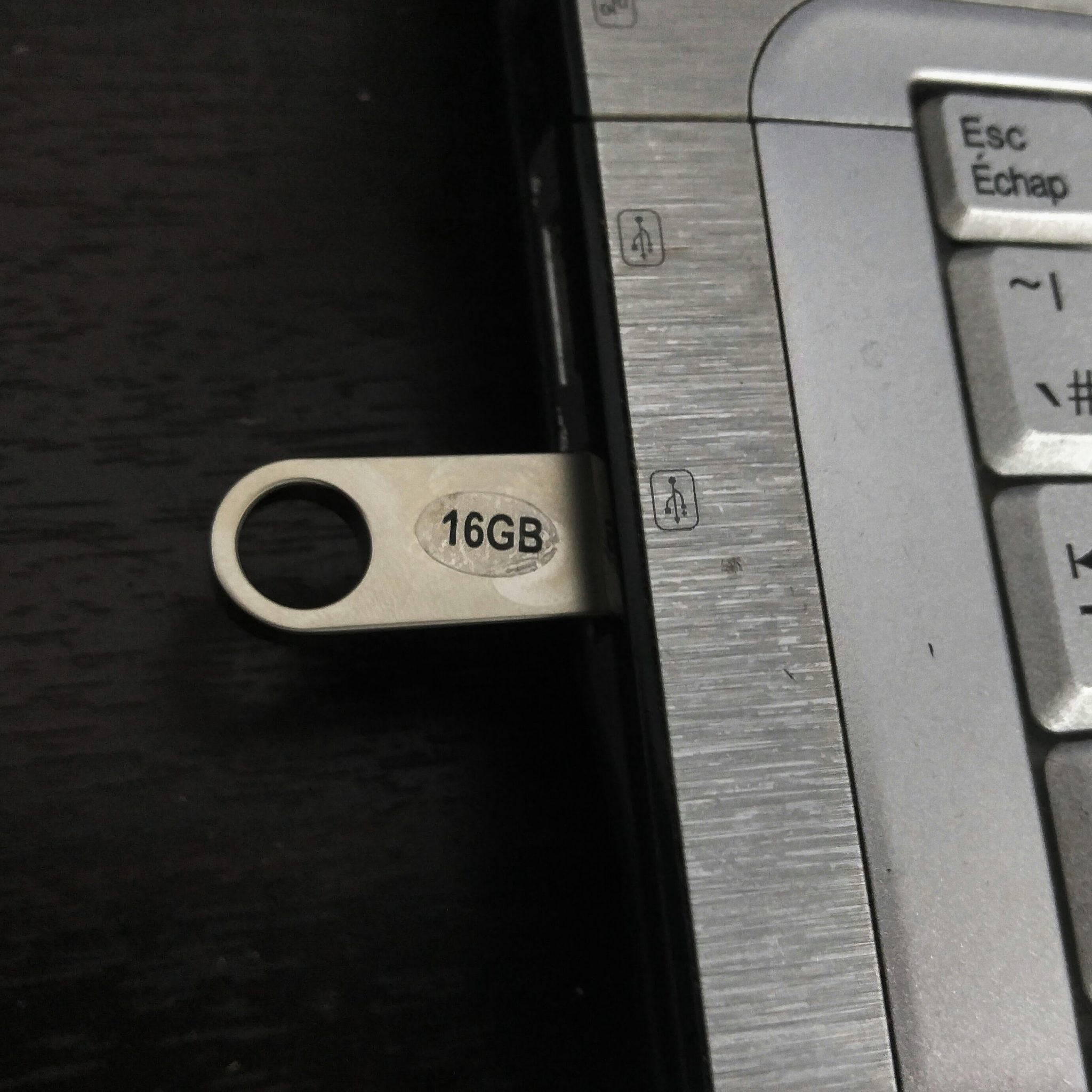 mini metal usb flash drive 16gb (1)